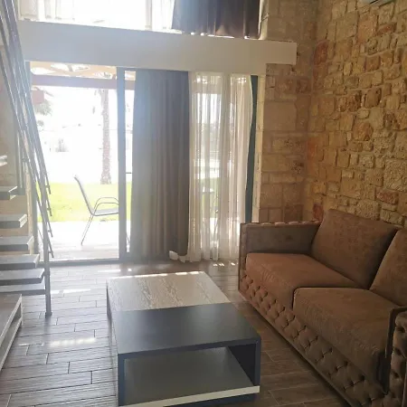 Fotini Case de vacanță