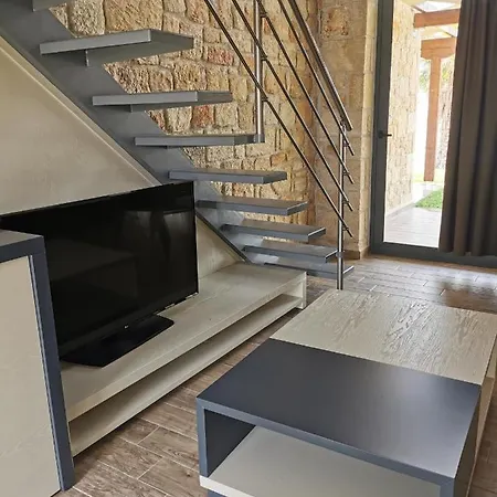 Fotini Holiday home *