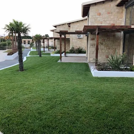 Fotini בית נופש *